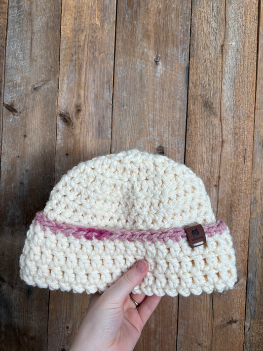 Bonnet crème et rose
