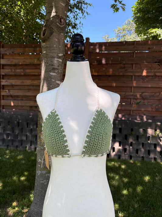Top de style haut de bikini (small)