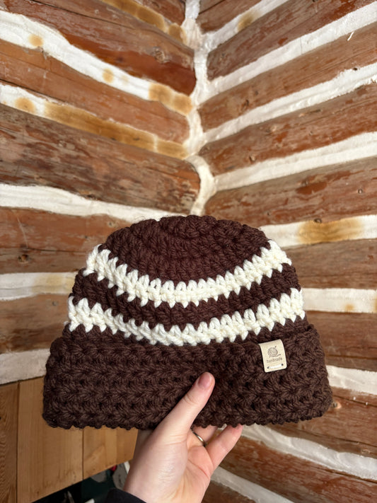 Bonnet brun foncé